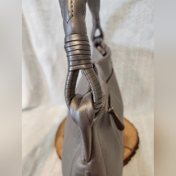 Derek Alexander shoulder bag silver. - Picture 3 of 6